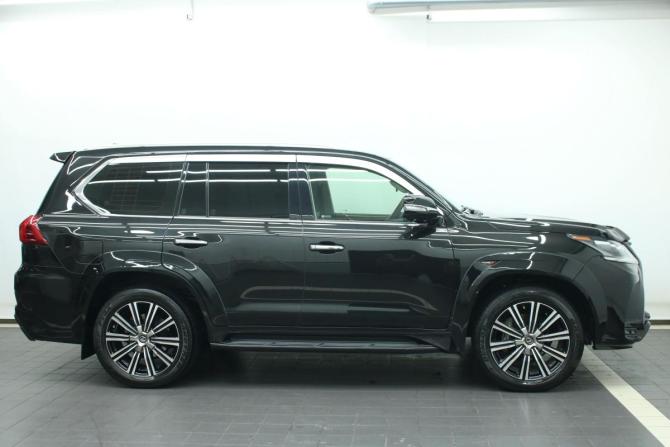 Lexus LX III Рестайлинг 2 с пробегом 2019 года, цена 11 500 000 рублей, 50884 км, внедорожник, Автокод Объявления