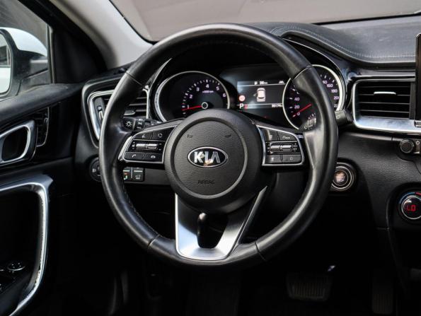Kia Ceed III с пробегом 2019 года, цена 2 000 000 рублей, 89650 км, универсал, Автокод Объявления
