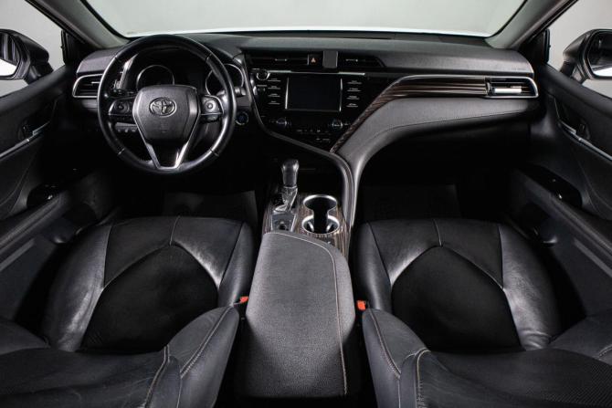 Toyota Camry VIII (XV70) с пробегом 2018 года, цена 2 799 000 рублей, 153158 км, седан, Автокод Объявления