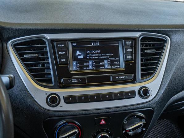 Hyundai Solaris II с пробегом 2018 года, цена 1 350 000 рублей, 161719 км, седан, Автокод Объявления