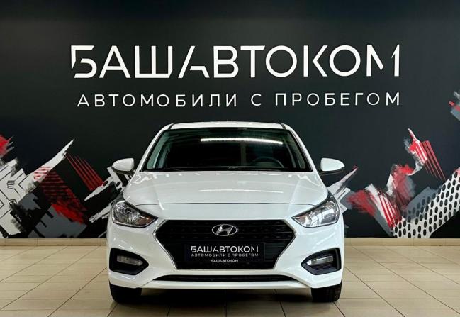 Hyundai Solaris II с пробегом 2018 года, цена 1 290 000 рублей, 118030 км, седан, Автокод Объявления
