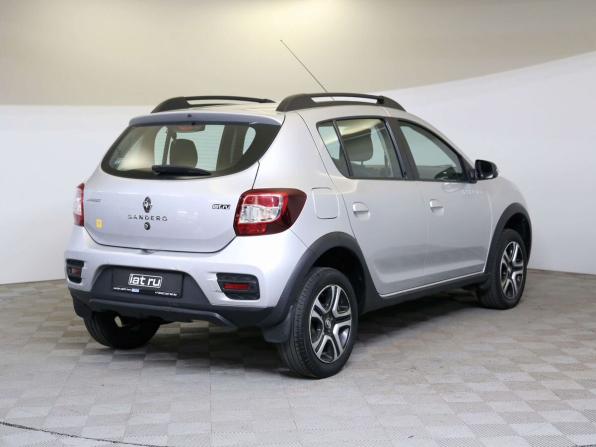Renault Sandero II Рестайлинг с пробегом 2018 года, цена 1 090 000 рублей, 97500 км, хэтчбек, Автокод Объявления