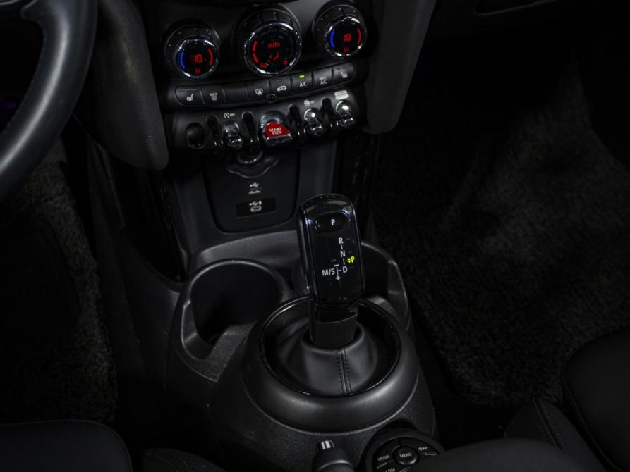 Mini Hatch III (F55/F56) Рестайлинг 2 Москва  - изображение 17