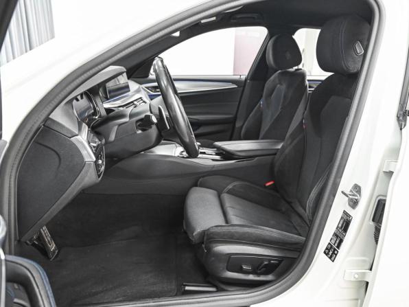 BMW 5 серии VII (G30/G31/G38) с пробегом 2019 года, цена 3 894 111 рублей, 96090 км, седан, Автокод Объявления