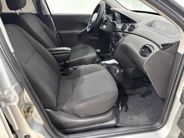 Ford Focus I Рестайлинг с пробегом 2004 года, цена 370 000 рублей, 302660 км, седан, Автокод Объявления