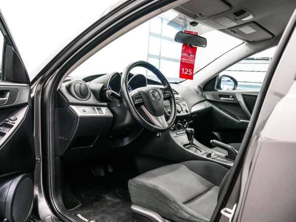 Mazda 3 II (BL) Рестайлинг с пробегом 2012 года, цена 939 000 рублей, 134248 км, седан, Автокод Объявления