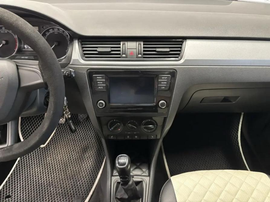 Skoda Rapid I Рестайлинг Саратов  - изображение 9