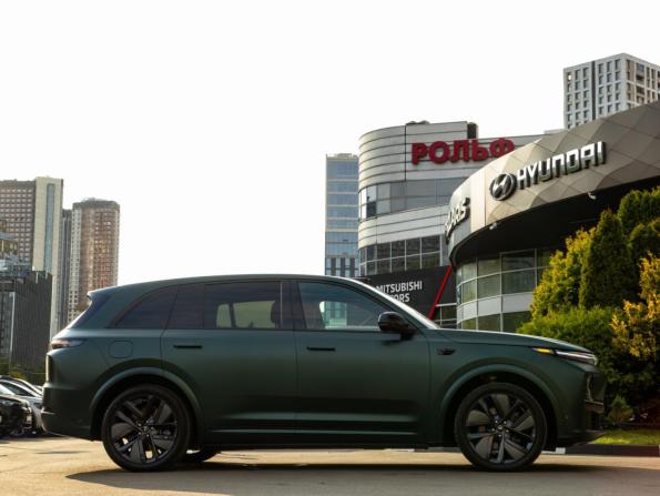 Li Auto (Lixiang) L7 I Рестайлинг с пробегом 2024 года, цена 6 348 000 рублей, 35899 км, внедорожник, Автокод Объявления