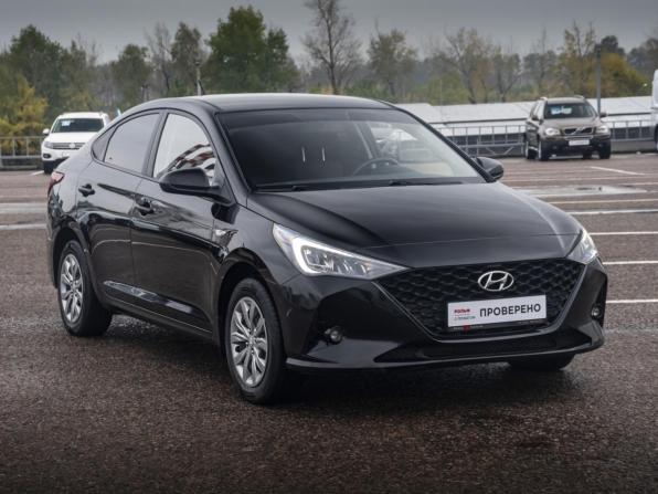 Hyundai Solaris II Рестайлинг с пробегом 2021 года, цена 1 588 000 рублей, 68364 км, седан, Автокод Объявления