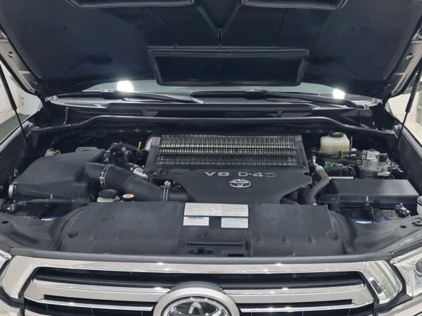 Toyota Land Cruiser 200 Series Рестайлинг 2 с пробегом 2019 года, цена 6 500 000 рублей, 147034 км, внедорожник, Автокод Объявления