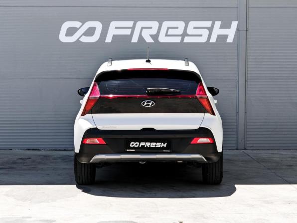 Hyundai Bayon I с пробегом 2023 года, цена 2 250 000 рублей, 37862 км, внедорожник, Автокод Объявления