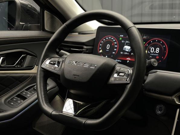 Exeed TXL I Рестайлинг с пробегом 2023 года, цена 2 627 000 рублей, 35499 км, внедорожник, Автокод Объявления