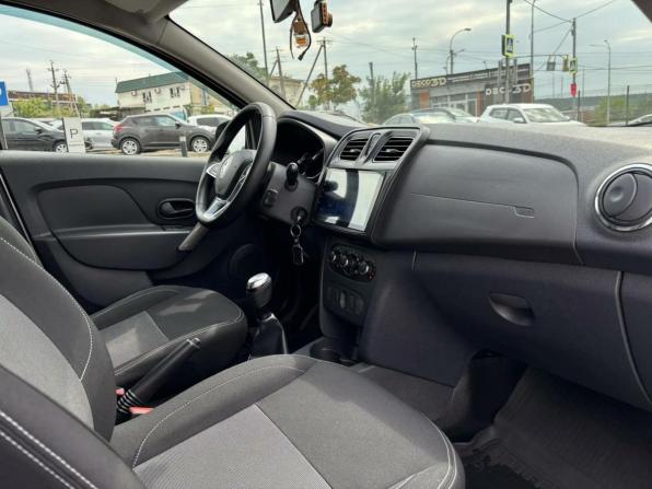 Renault Logan II Рестайлинг с пробегом 2021 года, цена 1 190 000 рублей, 53246 км, седан, Автокод Объявления