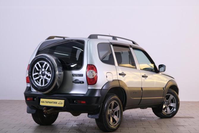 Chevrolet Niva I Рестайлинг с пробегом 2020 года, цена 969 000 рублей, 102000 км, внедорожник, Автокод Объявления