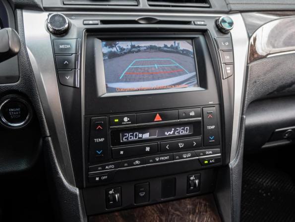 Toyota Camry VII (XV50) Рестайлинг с пробегом 2016 года, цена 1 798 000 рублей, 297846 км, седан, Автокод Объявления