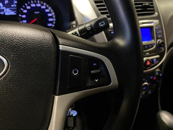Hyundai Solaris I с пробегом 2012 года, цена 1 029 000 рублей, 66289 км, хэтчбек, Автокод Объявления