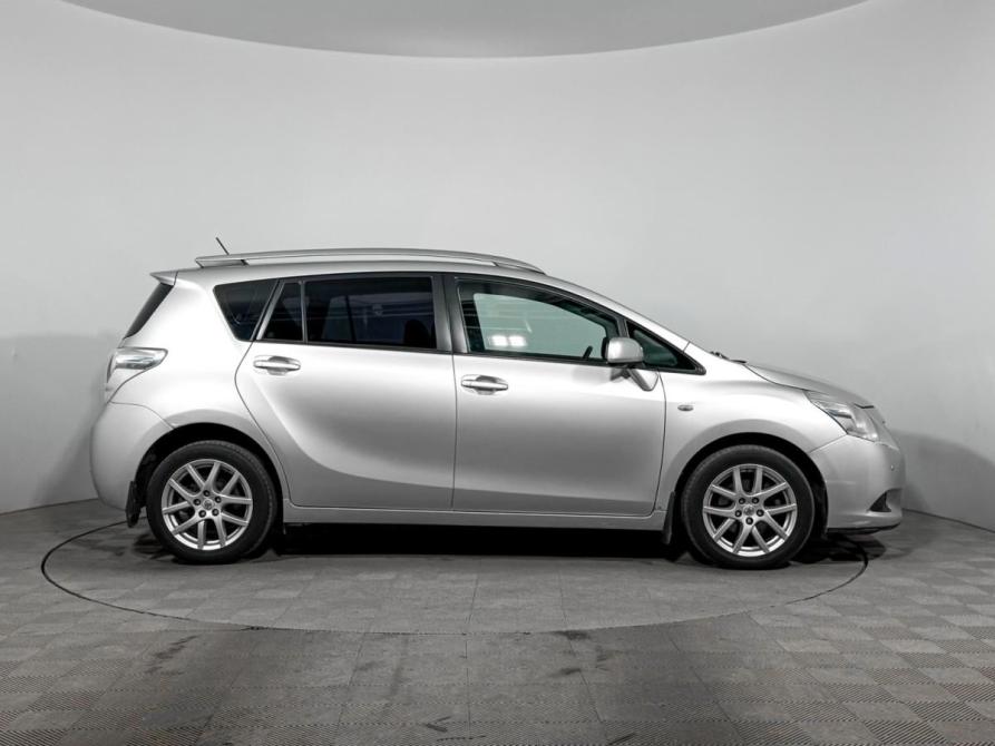 Toyota Verso I Санкт-Петербург  - изображение 4