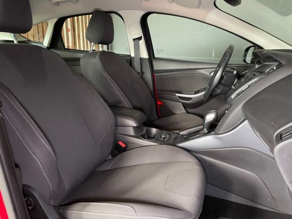 Ford Focus III с пробегом 2014 года, цена 1 329 000 рублей, 49030 км, хэтчбек, Автокод Объявления