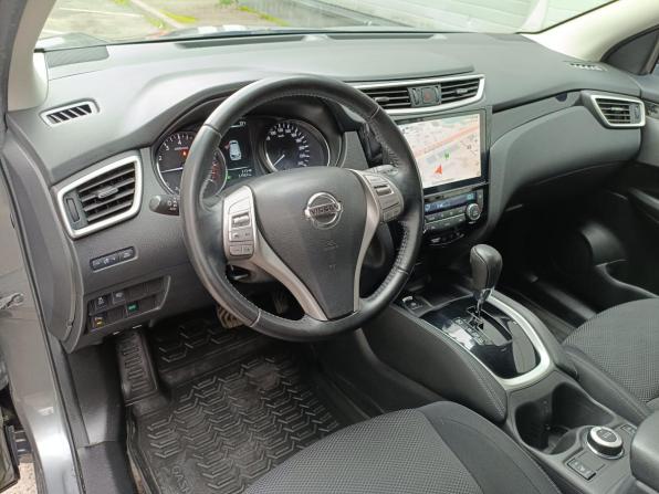 Nissan Qashqai II с пробегом 2017 года, цена 1 819 000 рублей, 51967 км, внедорожник, Автокод Объявления