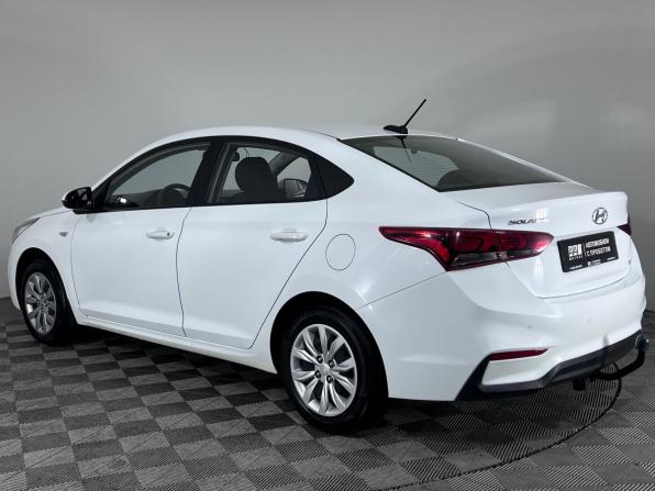 Hyundai Solaris II с пробегом 2019 года, цена 1 299 000 рублей, 146350 км, седан, Автокод Объявления