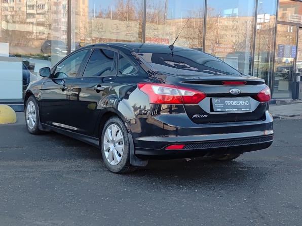Ford Focus III с пробегом 2013 года, цена 615 000 рублей, 198000 км, седан, Автокод Объявления