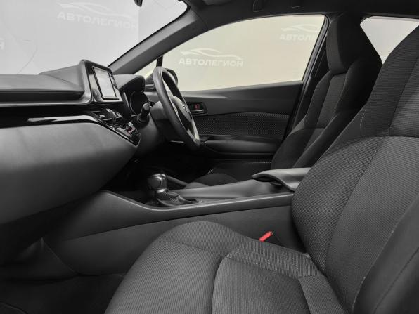 Toyota C-HR I с пробегом 2019 года, цена 2 150 000 рублей, 69000 км, внедорожник, Автокод Объявления