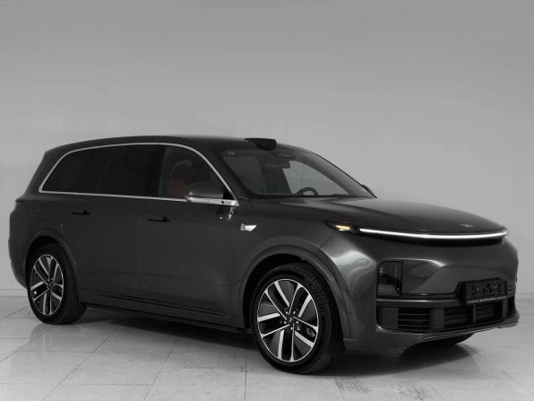 Li Auto (Lixiang) L9 I Рестайлинг с пробегом 2025 года, цена 8 979 000 рублей, 10 км, внедорожник, Автокод Объявления