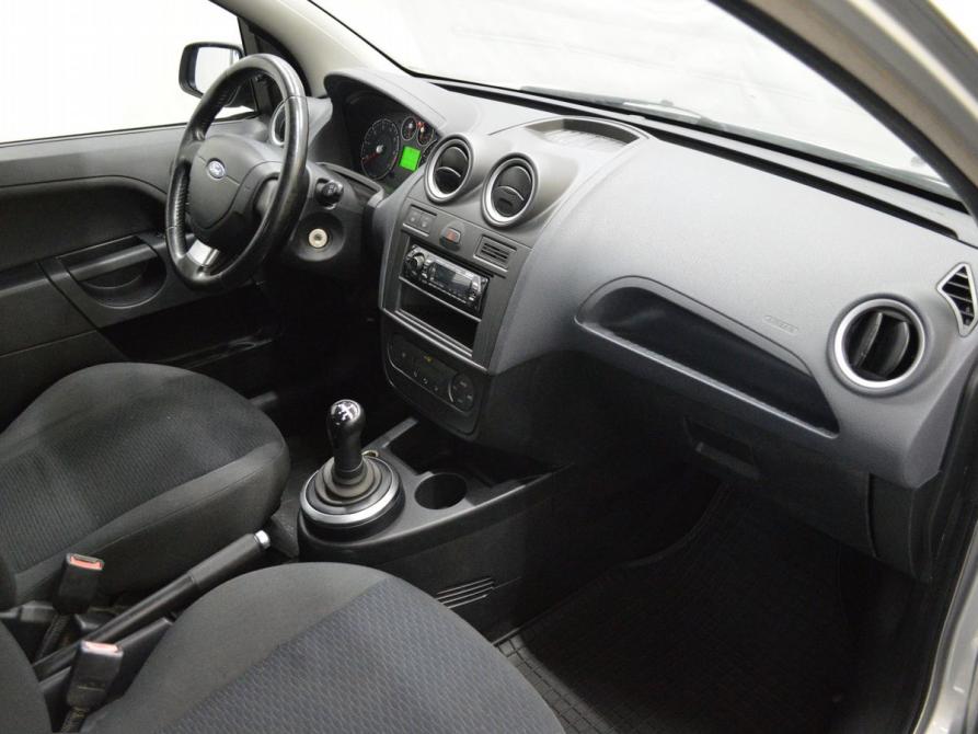 Ford Fiesta Mk5 Санкт-Петербург  - изображение 11