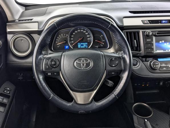 Toyota RAV4 IV (XA40) с пробегом 2014 года, цена 1 725 000 рублей, 205341 км, внедорожник, Автокод Объявления