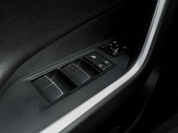 Toyota RAV4 V (XA50) с пробегом 2020 года, цена 2 785 000 рублей, 67348 км, внедорожник, Автокод Объявления