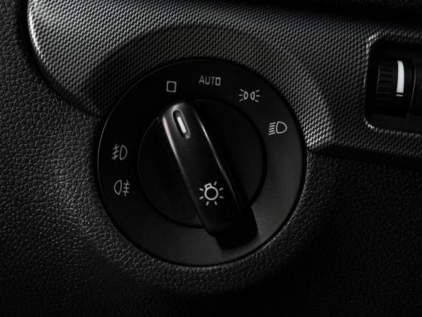 Skoda Yeti I Рестайлинг с пробегом 2013 года, цена 999 000 рублей, 227523 км, внедорожник, Автокод Объявления
