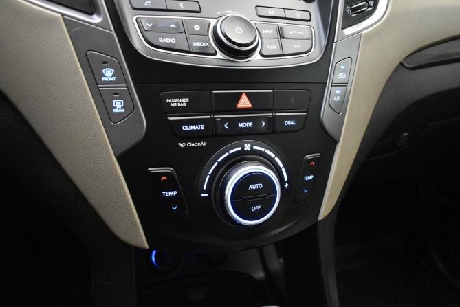 Hyundai Santa Fe III с пробегом 2013 года, цена 1 790 000 рублей, 189328 км, внедорожник, Автокод Объявления