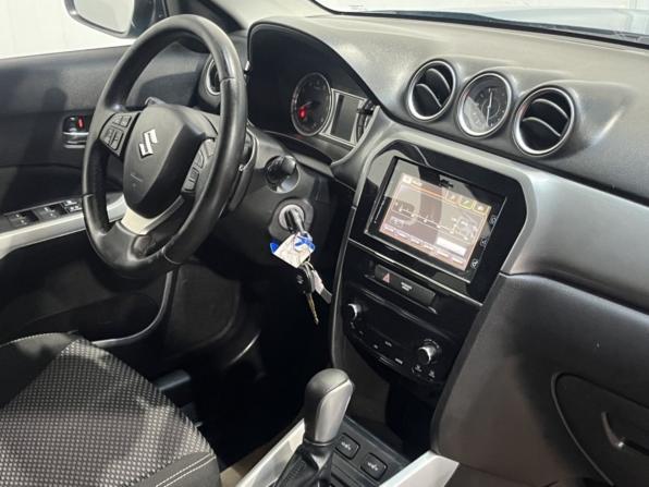 Suzuki Vitara II с пробегом 2016 года, цена 1 696 000 рублей, 165171 км, внедорожник, Автокод Объявления