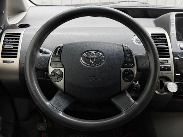 Toyota Prius II Рестайлинг (XW20) с пробегом 2008 года, цена 699 000 рублей, 257364 км, лифтбек, Автокод Объявления
