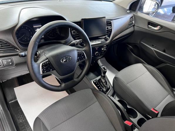 Hyundai Solaris II Рестайлинг с пробегом 2021 года, цена 1 515 000 рублей, 97766 км, седан, Автокод Объявления