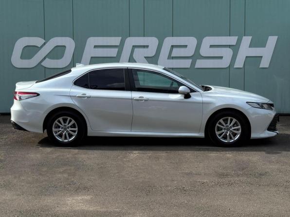 Toyota Camry VIII (XV70) с пробегом 2018 года, цена 2 299 000 рублей, 101673 км, седан, Автокод Объявления