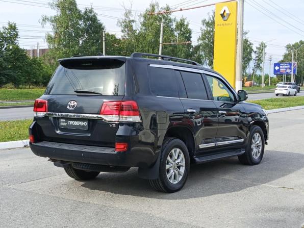 Toyota Land Cruiser 200 Series Рестайлинг 2 с пробегом 2018 года, цена 5 700 000 рублей, 243603 км, внедорожник, Автокод Объявления