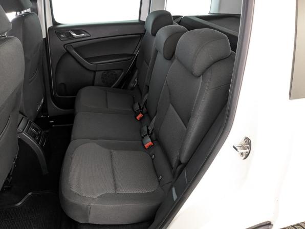Skoda Yeti I Рестайлинг с пробегом 2015 года, цена 1 375 000 рублей, 112874 км, внедорожник, Автокод Объявления