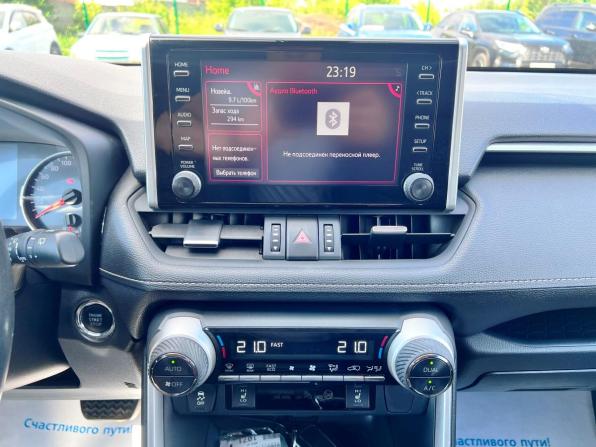 Toyota RAV4 V (XA50) с пробегом 2021 года, цена 2 945 000 рублей, 161519 км, внедорожник, Автокод Объявления