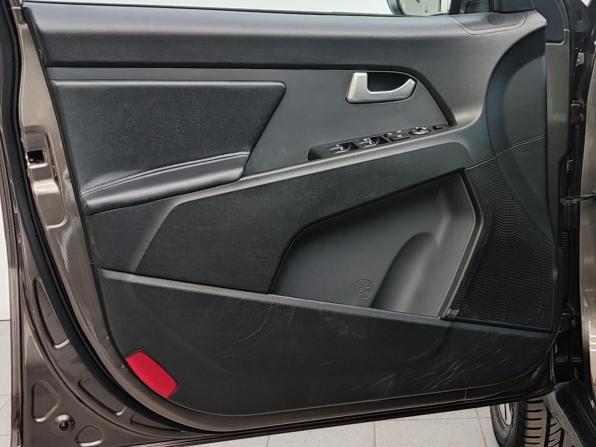 Kia Sportage III с пробегом 2012 года, цена 1 295 000 рублей, 262767 км, внедорожник, Автокод Объявления