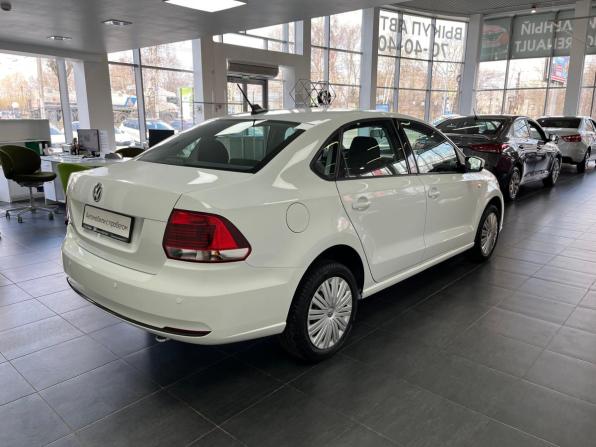 Volkswagen Polo V Рестайлинг с пробегом 2018 года, цена 1 288 000 рублей, 81632 км, седан, Автокод Объявления