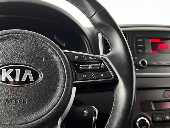 Kia Sportage IV Рестайлинг с пробегом 2021 года, цена 2 489 900 рублей, 47964 км, внедорожник, Автокод Объявления