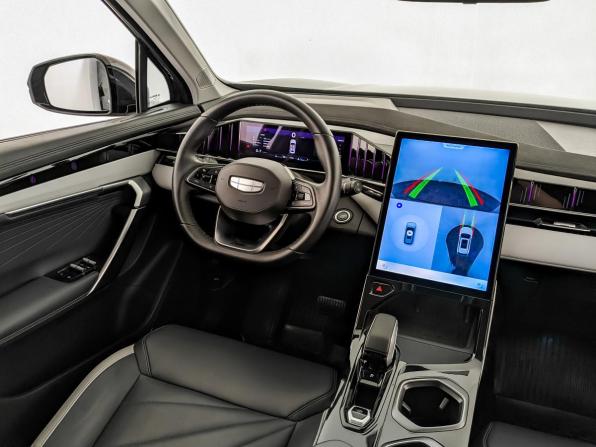 Geely Atlas II с пробегом 2024 года, цена 2 850 000 рублей, 31300 км, внедорожник, Автокод Объявления