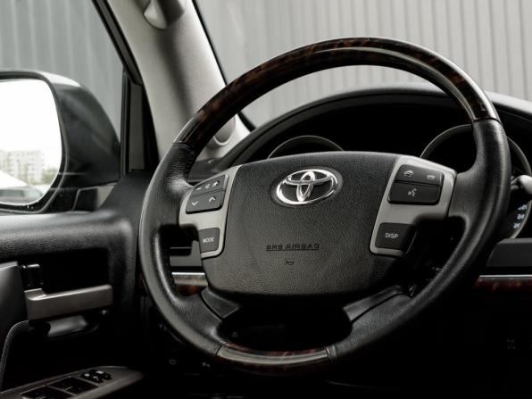Toyota Land Cruiser 200 Series с пробегом 2010 года, цена 3 100 000 рублей, 340321 км, внедорожник, Автокод Объявления