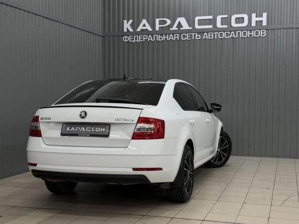 Skoda Octavia III (A7) Рестайлинг с пробегом 2019 года, цена 1 820 000 рублей, 123177 км, лифтбек, Автокод Объявления