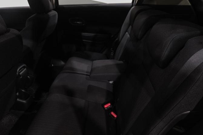 Honda Vezel I с пробегом 2014 года, цена 1 399 000 рублей, 165700 км, внедорожник, Автокод Объявления