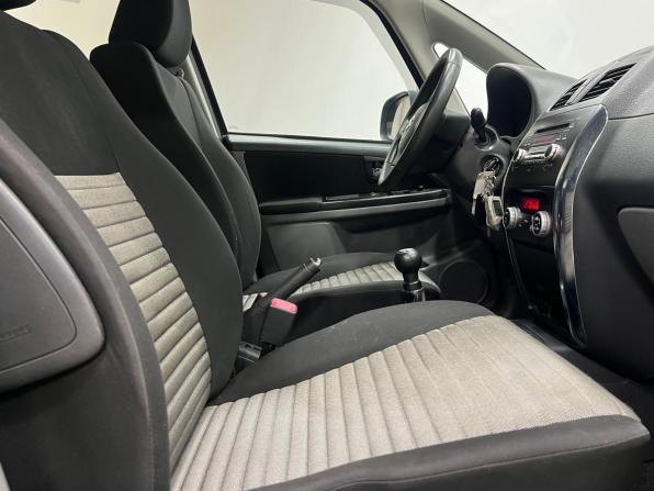 Suzuki SX4 I (Classic) Рестайлинг с пробегом 2011 года, цена 765 000 рублей, 178000 км, хэтчбек, Автокод Объявления