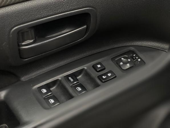Mitsubishi Outlander III Рестайлинг 3 с пробегом 2018 года, цена 1 999 000 рублей, 147000 км, внедорожник, Автокод Объявления
