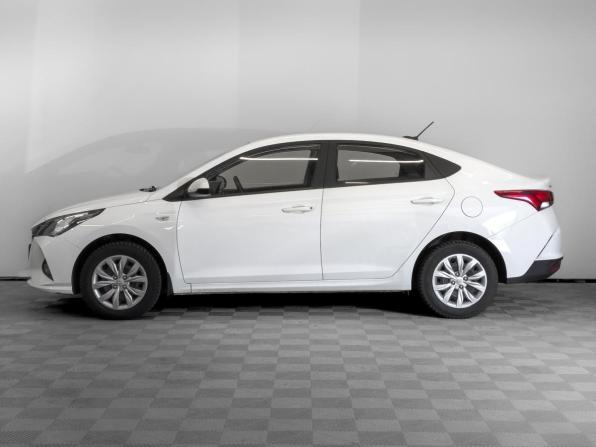 Hyundai Solaris II Рестайлинг с пробегом 2022 года, цена 1 615 000 рублей, 85069 км, седан, Автокод Объявления