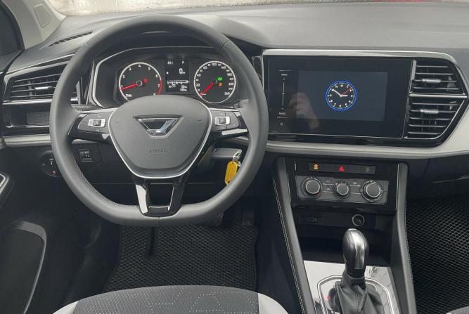 Jetta VS5 I Рестайлинг с пробегом 2023 года, цена 2 560 000 рублей, 329 км, внедорожник, Автокод Объявления